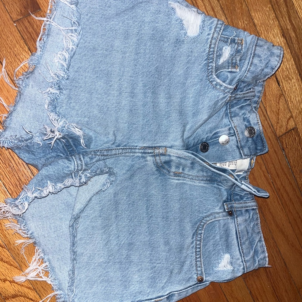 NWOT H&M JEAN SHORTS